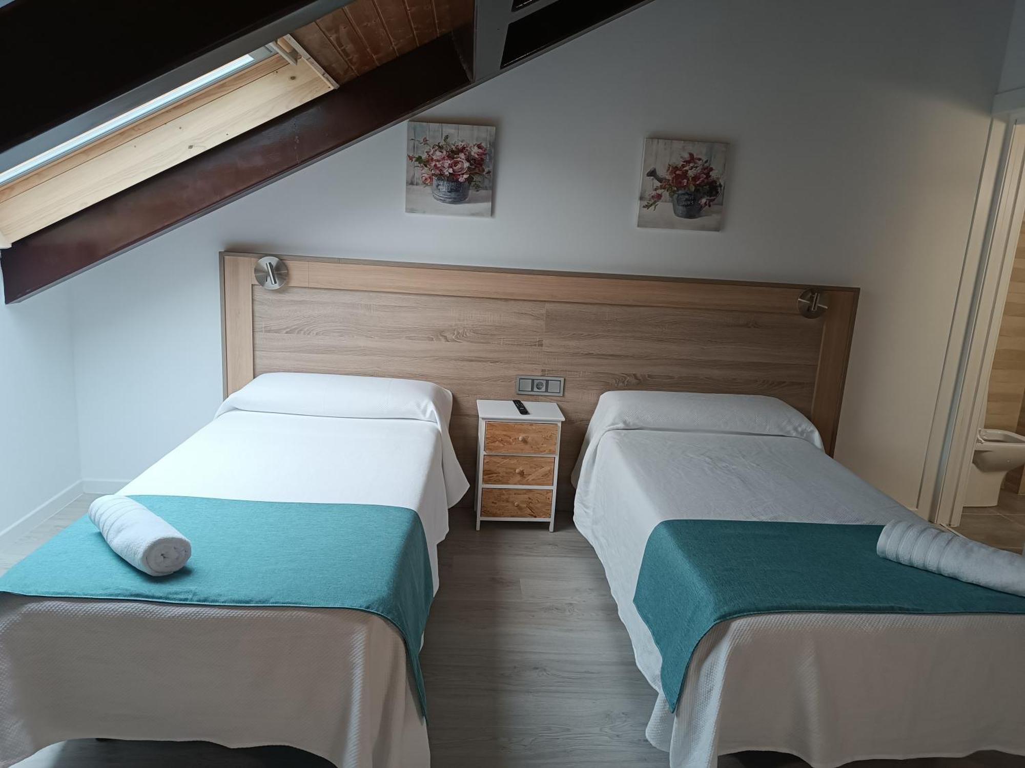Apartamentos Turisticos Avila Puerta De Los Leales 1-2 Buitenkant foto
